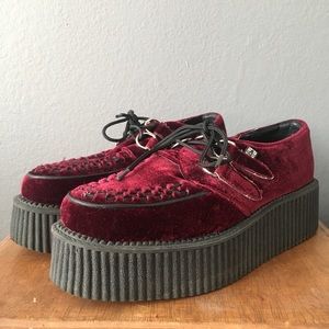 Maroon, vlvt, Creepers